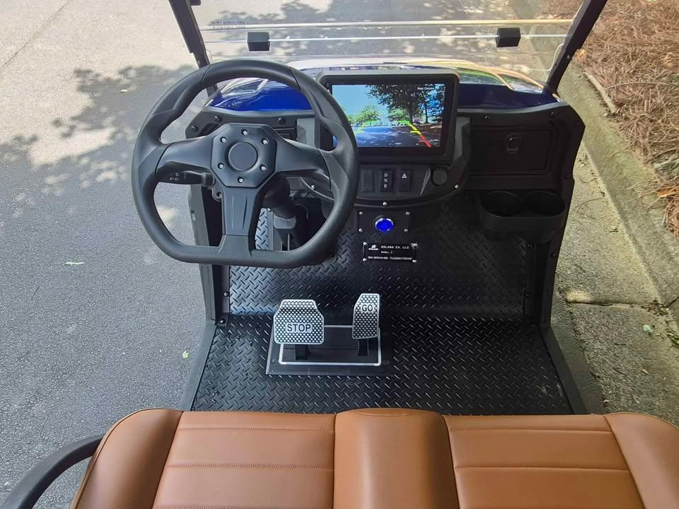 SOLANA F MODEL 4 PASSENGER STREET LEGAL LSV gallery image 3